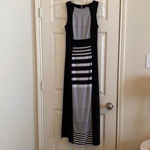 LIZ CLAIBORNE VINTAGE BEAUTY!! BLACK/WHITE LOVERS!